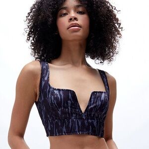 NWT Another Girl Recycled Warp Print Notched Crop Top Size M